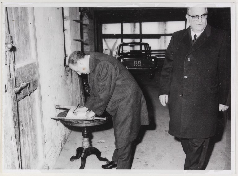 Gattatico-Reggio Emilia, 27-30 marzo 1970, Funerali di Alcide Cervi, firma del libro delle presenze